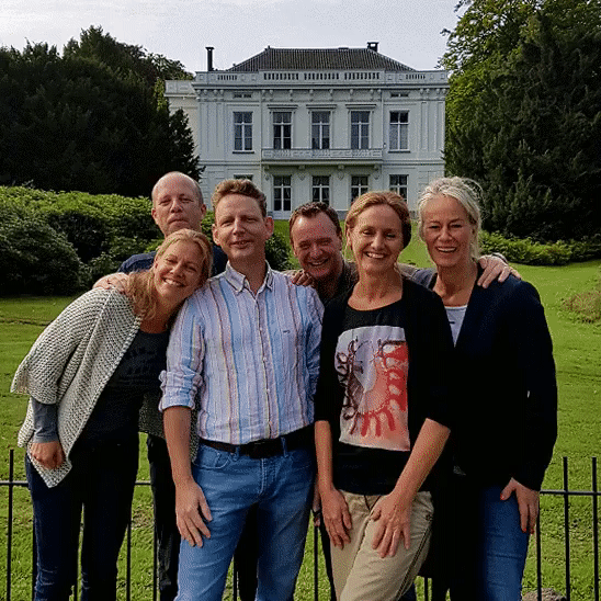 over-ons-vierkant over-ons-vierkant